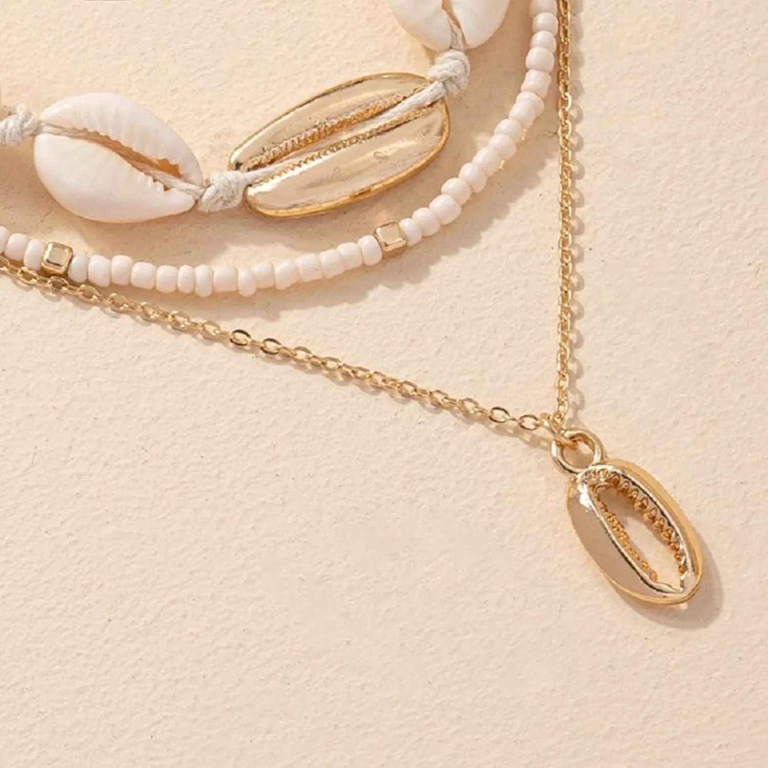 YANCHUN Shell Necklace Beach Jewelry for Women Sea Shell Necklace Layered Gold Shell Charm Necklaces Summer Outfits fwomen Beach Fashion 2025