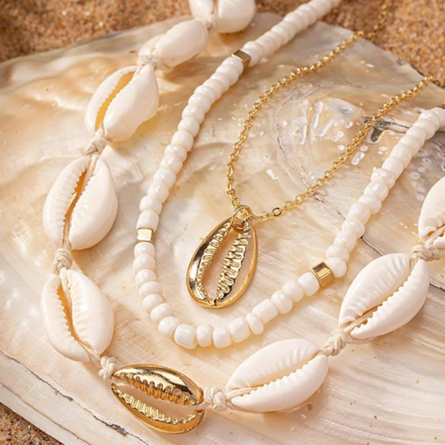 YANCHUN Shell Necklace Beach Jewelry for Women Sea Shell Necklace Layered Gold Shell Charm Necklaces Summer Outfits fwomen Beach Fashion 2025